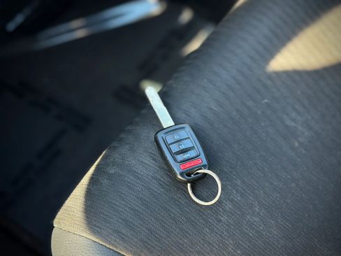 Used 2017 Honda Accord Sport image 18