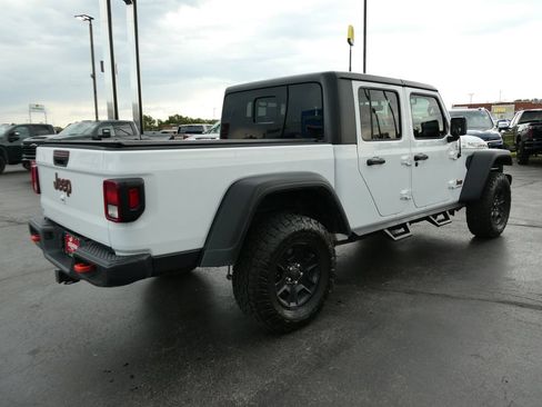 Used 2023 Jeep Gladiator Mojave w/ Cold Weather Group AWD/4WD image 5