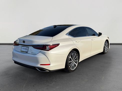 Used 2019 Lexus ES 350 image 5