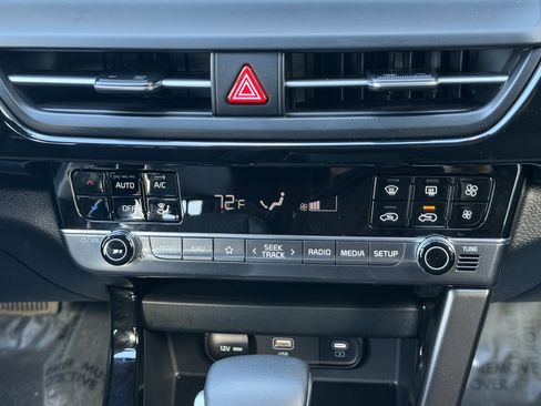 Used 2025 Kia Seltos S image 54