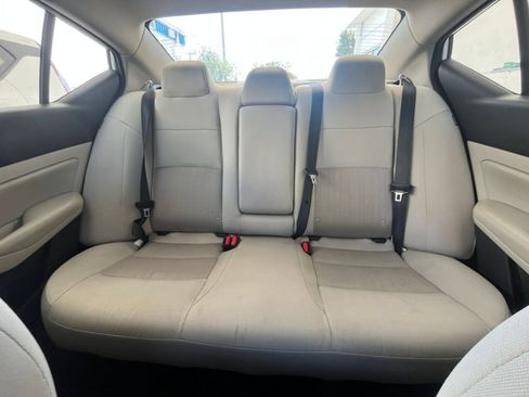 Used 2025 Nissan Altima 2.5 SV FWD image 38