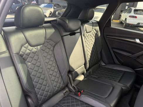 Used 2018 Audi SQ5 Prestige w/ Prestige Package AWD/4WD image 38