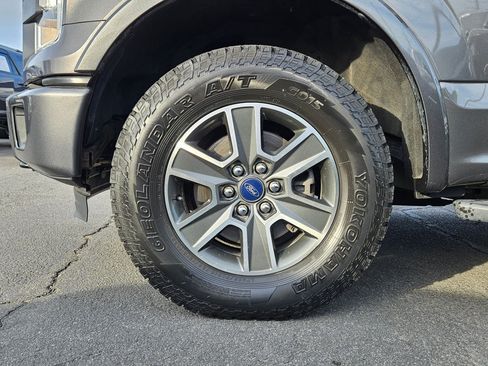 Used 2016 Ford F150 XLT w/ Equipment Group 302A Luxury AWD/4WD image 13