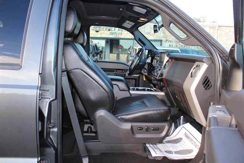 Used 2016 Ford F250 Lariat w/ Chrome Package AWD/4WD image 25
