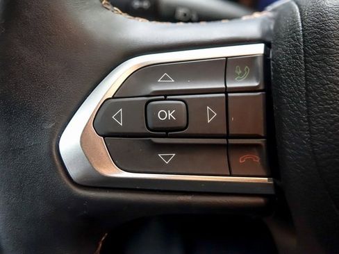 Used 2022 Jeep Compass Limited image 15