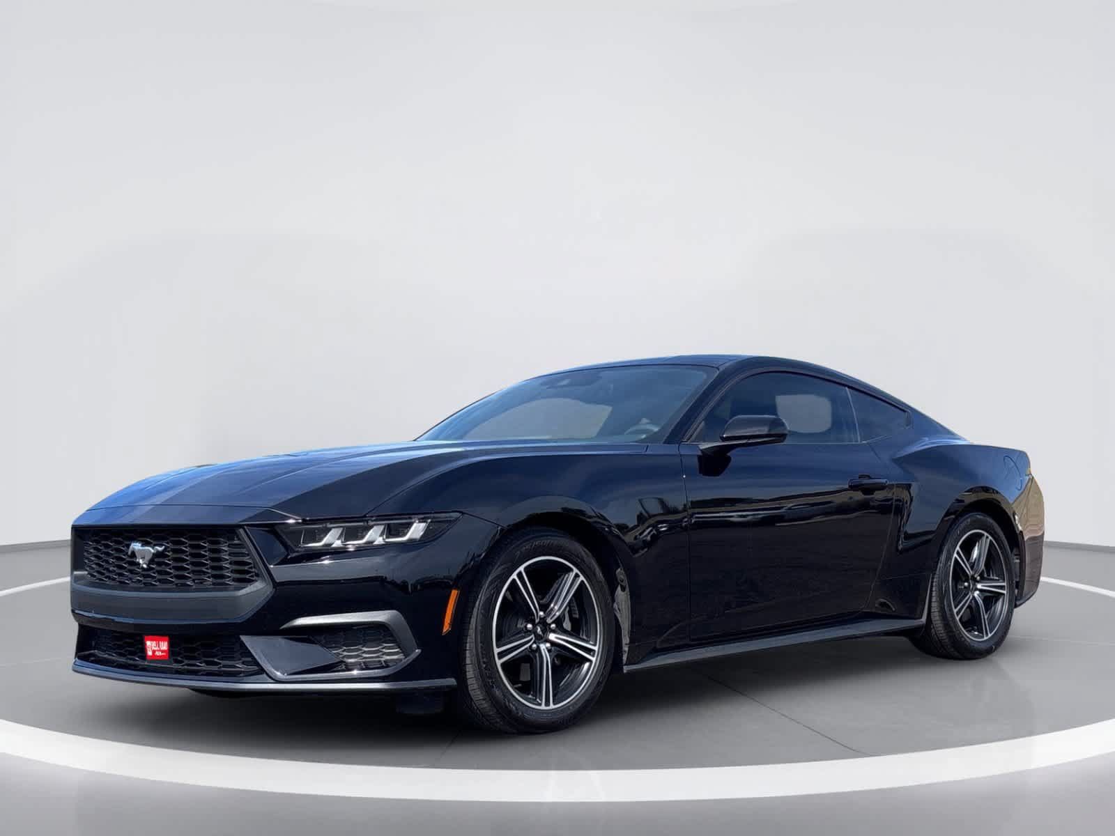 Used 2024 Ford Mustang Coupe RWD image 2
