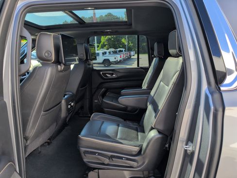 Used 2021 GMC Yukon XL SLT w/ SLT Luxury Plus Package image 36