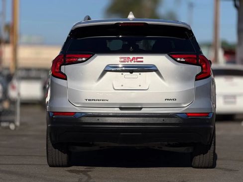 Used 2020 GMC Terrain SLT w/ Preferred Package AWD/4WD image 13