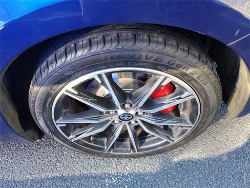 Used 2017 Toyota 86 image 8