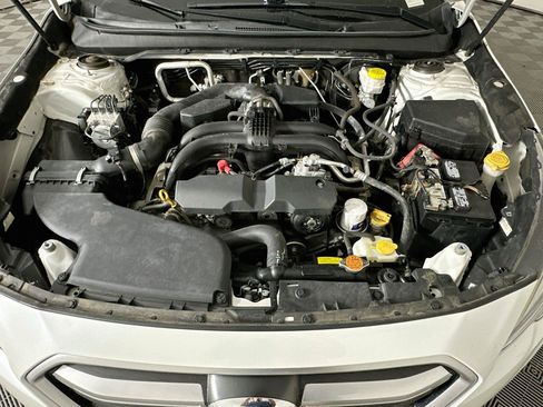 Used 2018 Subaru Outback 2.5i AWD/4WD image 30