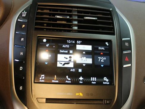 Used 2017 Lincoln MKC Reserve w/ Lincoln MKC Climate Package image 26