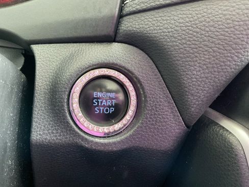Used 2019 Toyota RAV4 XLE Premium w/ Advanced Technology Package AWD/4WD image 24