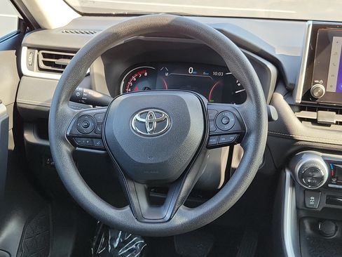 Certified 2025 Toyota RAV4 XLE FWD image 21