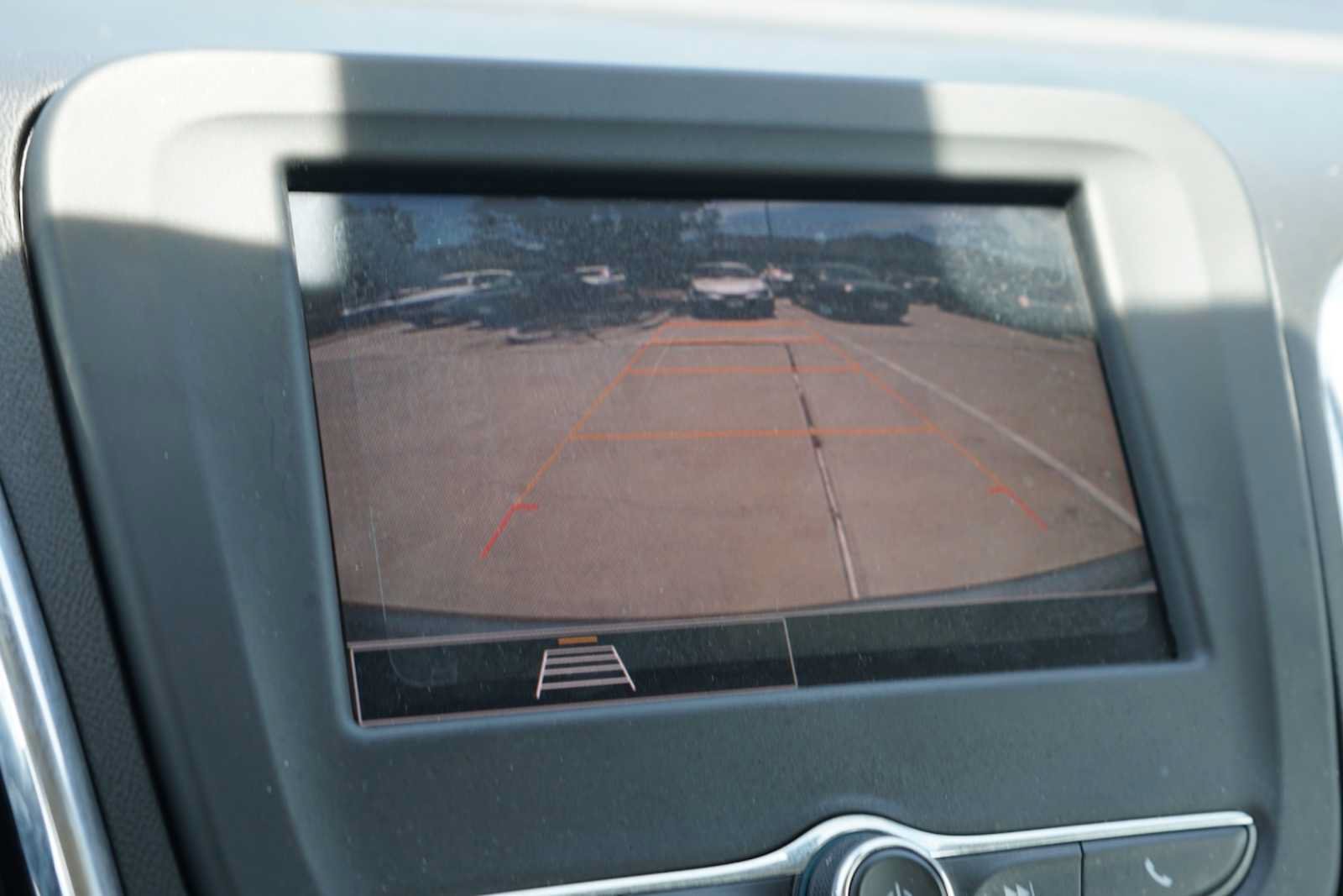 Used 2024 Chevrolet Equinox LS FWD image 11