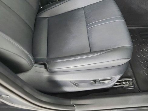 Used 2026 Toyota Camry XSE FWD image 28