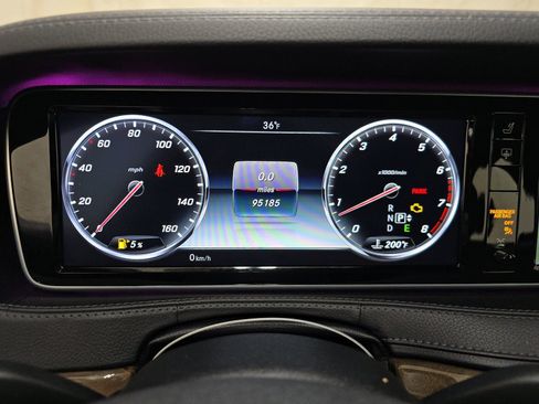 Used 2016 Mercedes-Benz S 550 4MATIC Sedan w/ Premium Package image 28