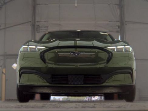 Used 2025 Ford Mustang Mach-E Premium AWD/4WD image 3