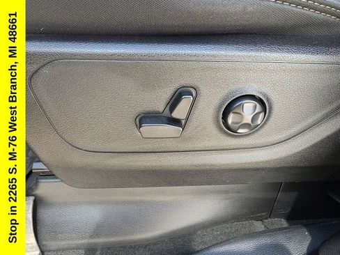 Used 2020 RAM 1500 Big Horn AWD/4WD image 21