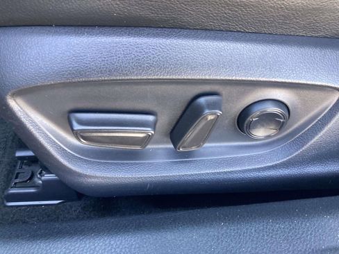 Used 2019 Toyota Camry XSE image 19