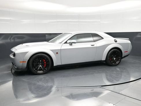 Used 2023 Dodge Challenger R/T Scat Pack RWD image 9