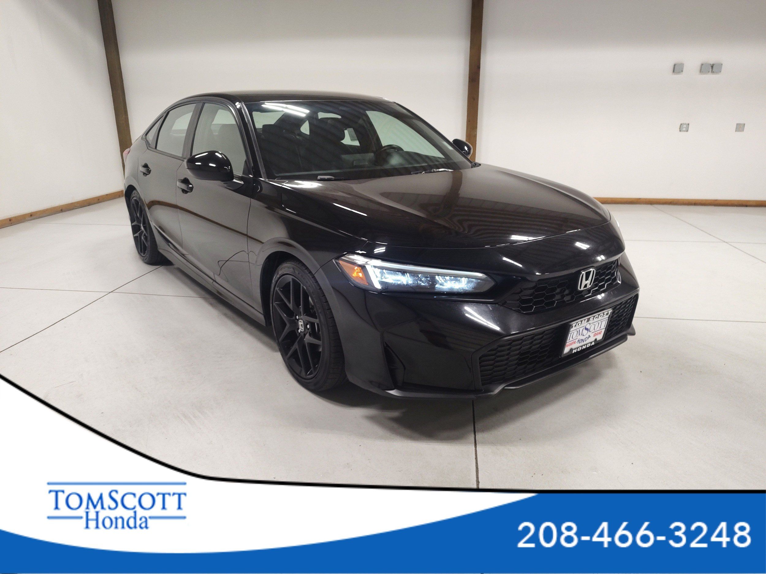 Used 2025 Honda Civic Sport image 1