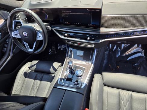 Used 2025 BMW ALPINA XB7 AWD/4WD image 18