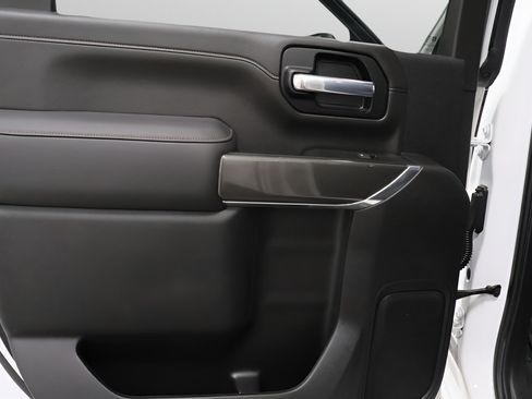 Used 2023 GMC Sierra 2500 AT4 w/ AT4 Premium Plus Package AWD/4WD image 24