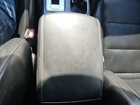 Used 2020 Kia Telluride S FWD image 33