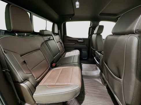 Used 2025 GMC Sierra 1500 Denali image 28