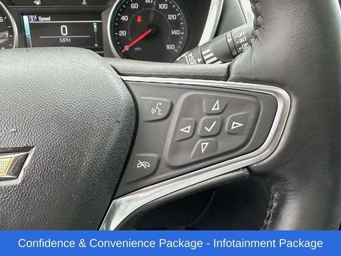 Used 2018 Chevrolet Equinox LT w/ Sun & Infotainment Package image 10