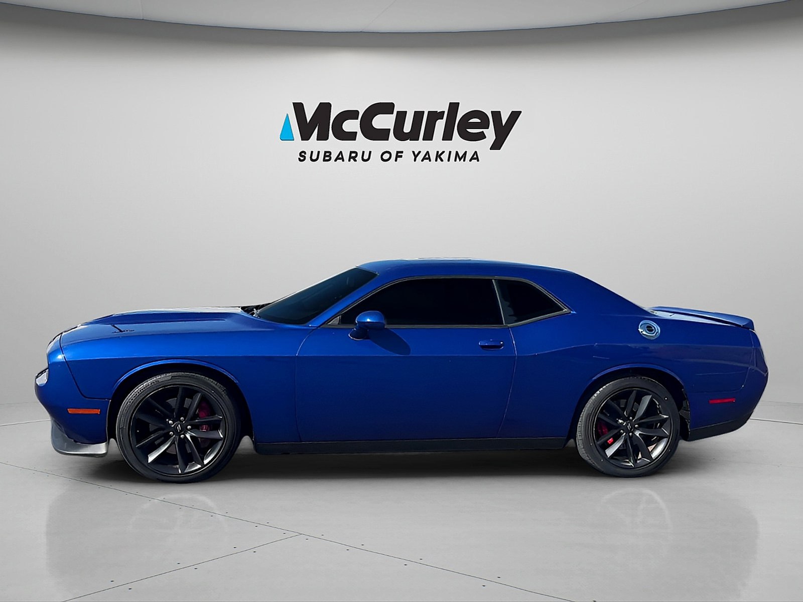 Used 2021 Dodge Challenger GT w/ Performance Handling Group RWD image 3