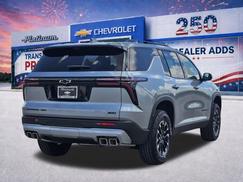 New 2026 Chevrolet Traverse Z71 w/ Driver Confidence Package AWD/4WD image 5