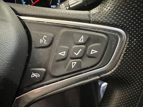 Used 2023 Chevrolet Malibu LT image 32