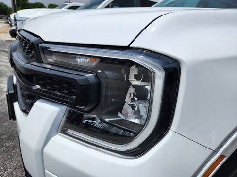 Used 2025 Ford Ranger XLT AWD/4WD image 26