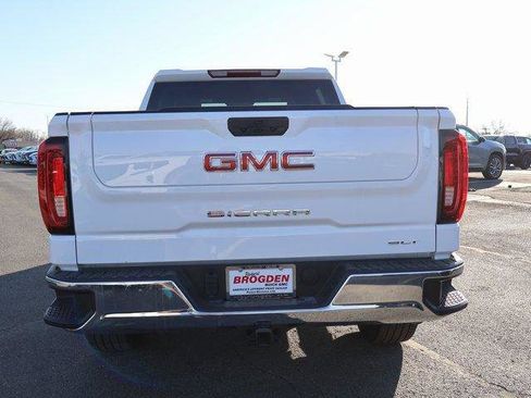 New 2026 GMC Sierra 1500 SLT w/ SLT Premium Package image 6