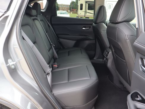 Used 2025 Nissan Murano SL AWD/4WD image 11