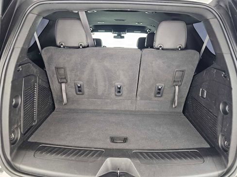 Used 2022 GMC Yukon SLT RWD image 15