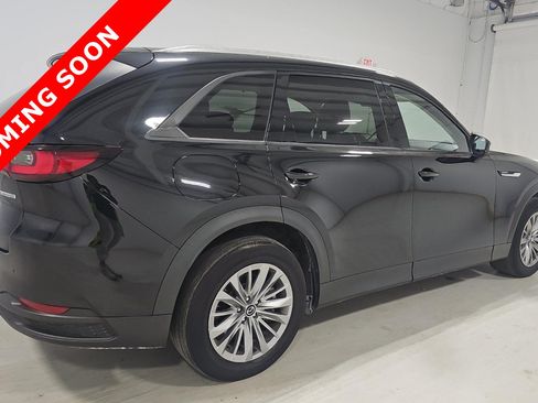 Used 2024 MAZDA CX-90 Plug-In Hybrid w/ Preferred AWD/4WD image 4