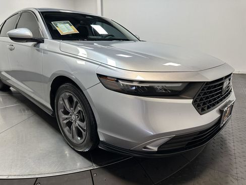 Used 2024 Honda Accord EX image 3