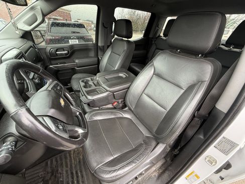 Used 2019 Chevrolet Silverado 1500 LTZ image 11