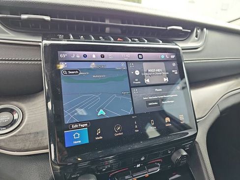 Used 2023 Jeep Grand Cherokee L Limited image 21