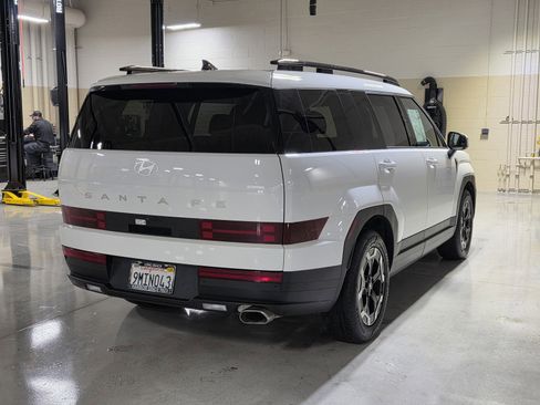 Used 2024 Hyundai Santa Fe SEL image 7