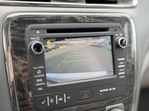 Used 2013 Buick Enclave Convenience image 38