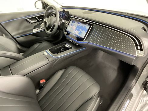 New 2025 Mercedes-Benz E 450 4MATIC Sedan image 31