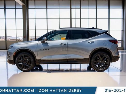 Used 2023 Chevrolet Blazer RS w/ LPO, Floor Liner Package FWD image 2