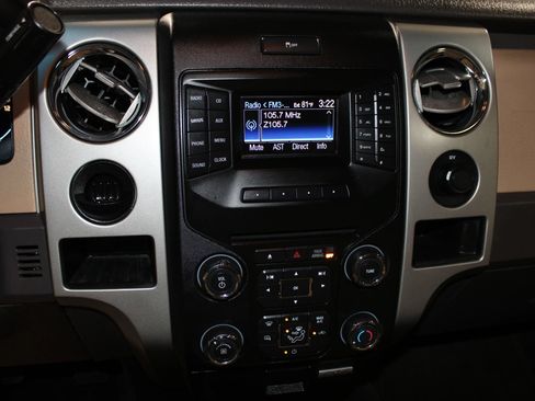 Used 2014 Ford F150 XLT w/ XLT Chrome Package RWD image 16