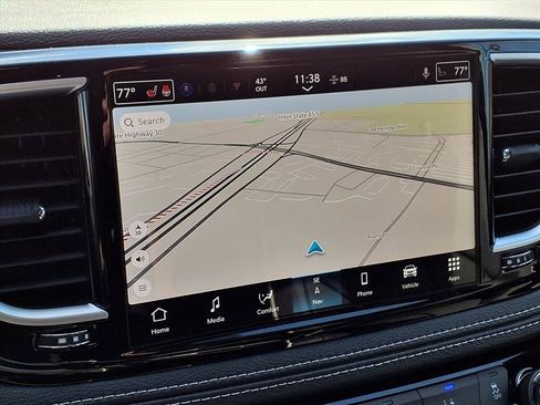 New 2026 Chrysler Pacifica Limited w/ S Appearance Package FWD image 9