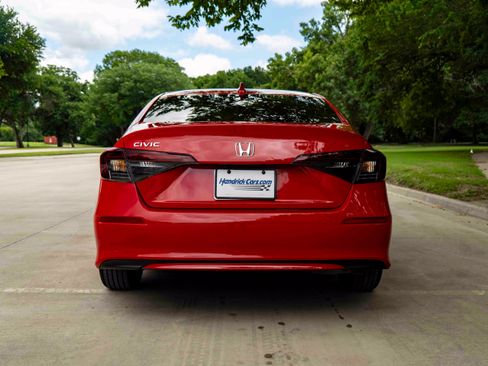 Used 2026 Honda Civic LX image 8