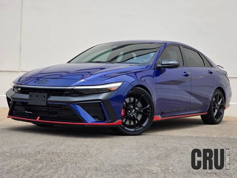 Used 2025 Hyundai Elantra N FWD image 1