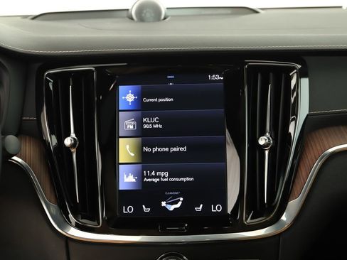 Used 2020 Volvo S60 T6 Inscription image 20